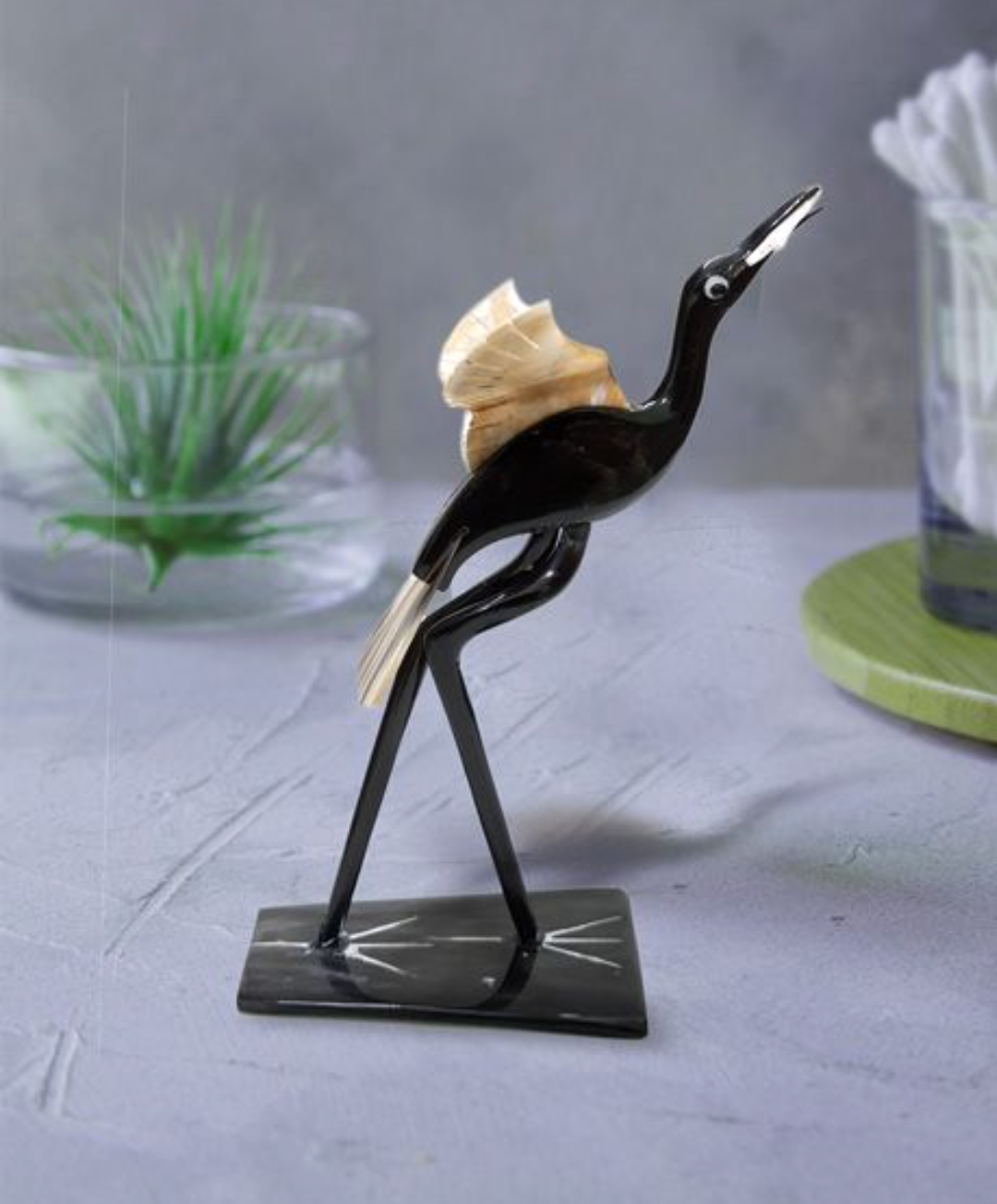 ATTRACTIVE HORNCRAFT HERON CATCHING FISH SHOWPIECE - SMALL