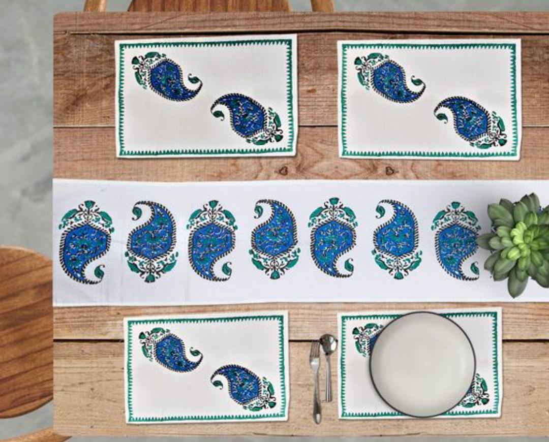 HAND BLOCK PRINTED COTTON TABLE RUNNER WITH 4 MATS -BLUE AND GREEN